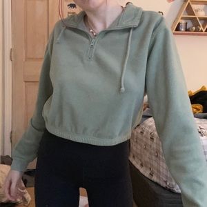 GREEN PACSUN CROPPED SWEATER